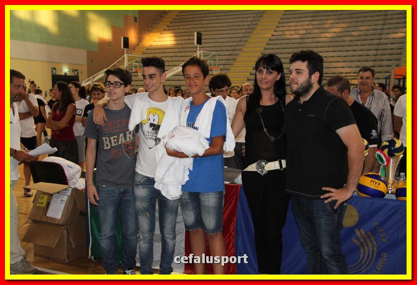 150614 volley 513_tn.jpg